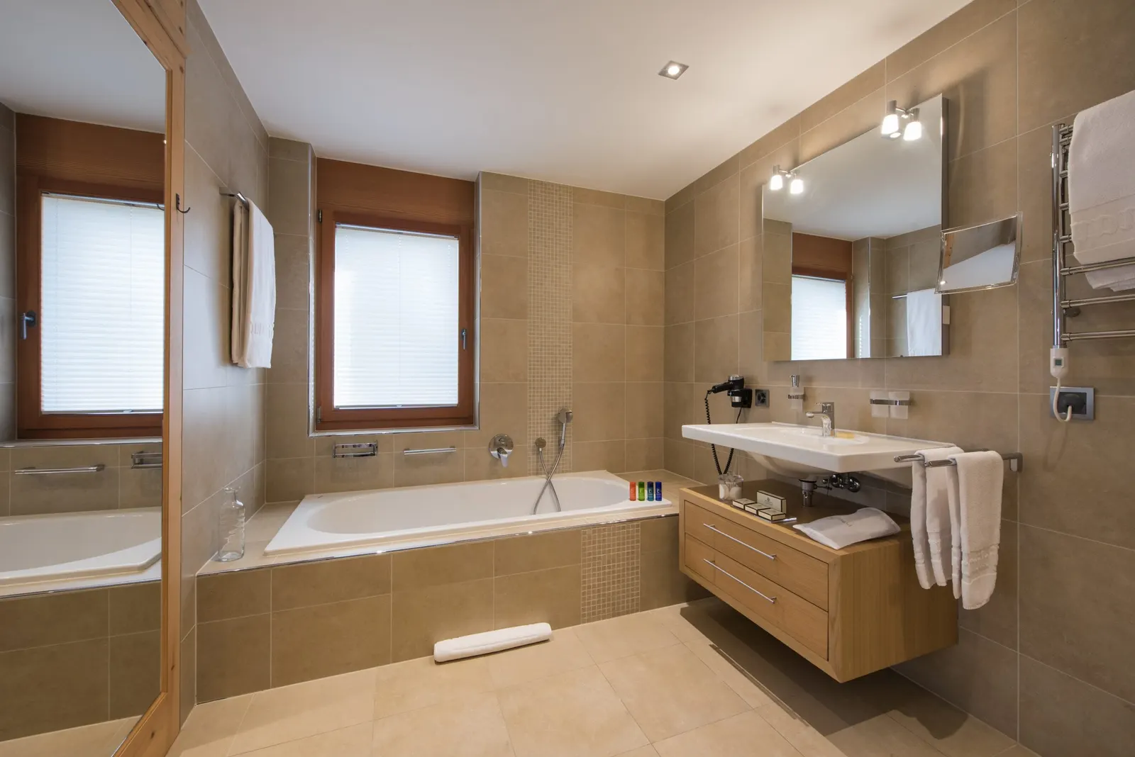 Chalet Shalimar — photo 2