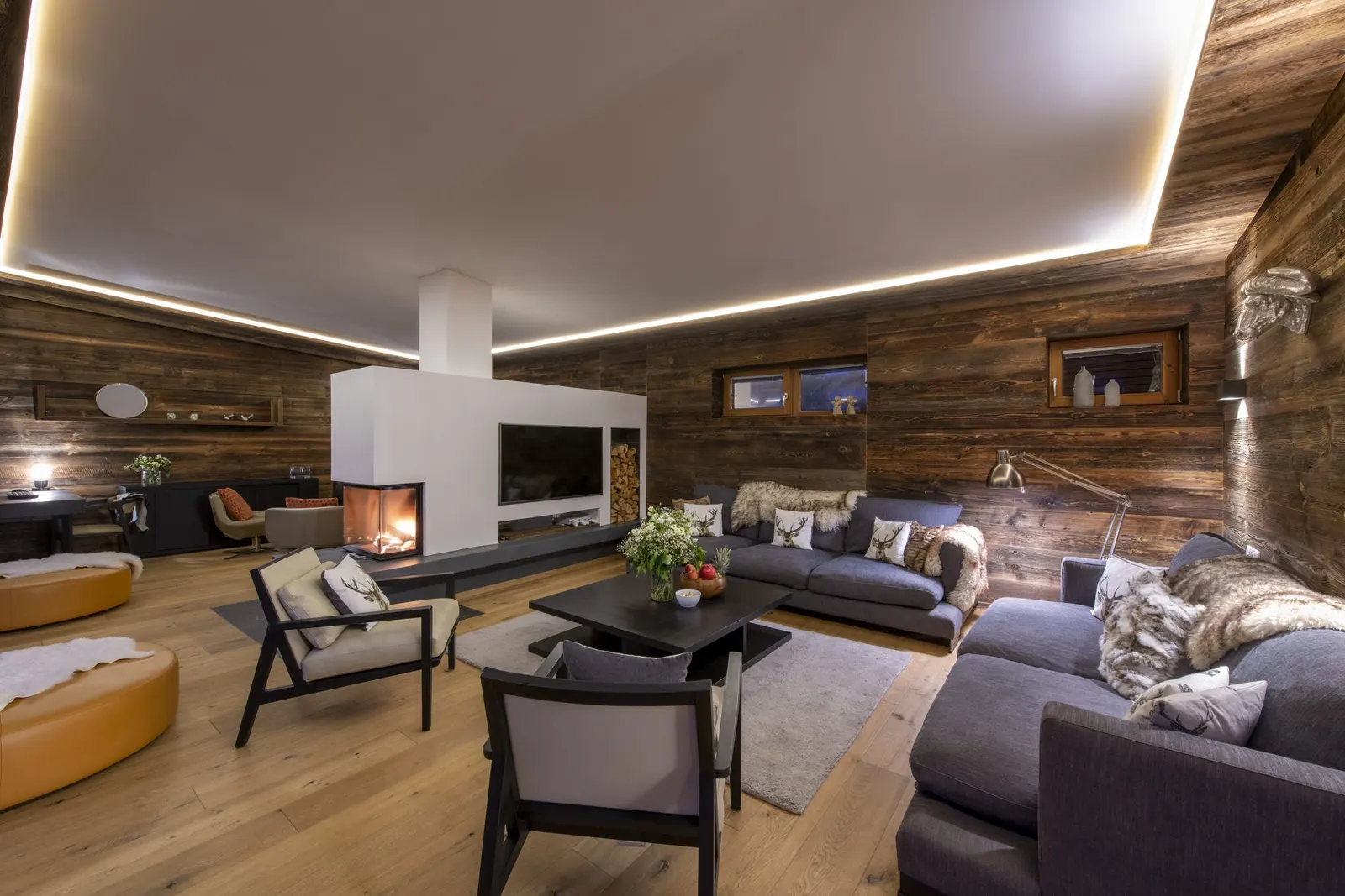 Chalet Bluebird