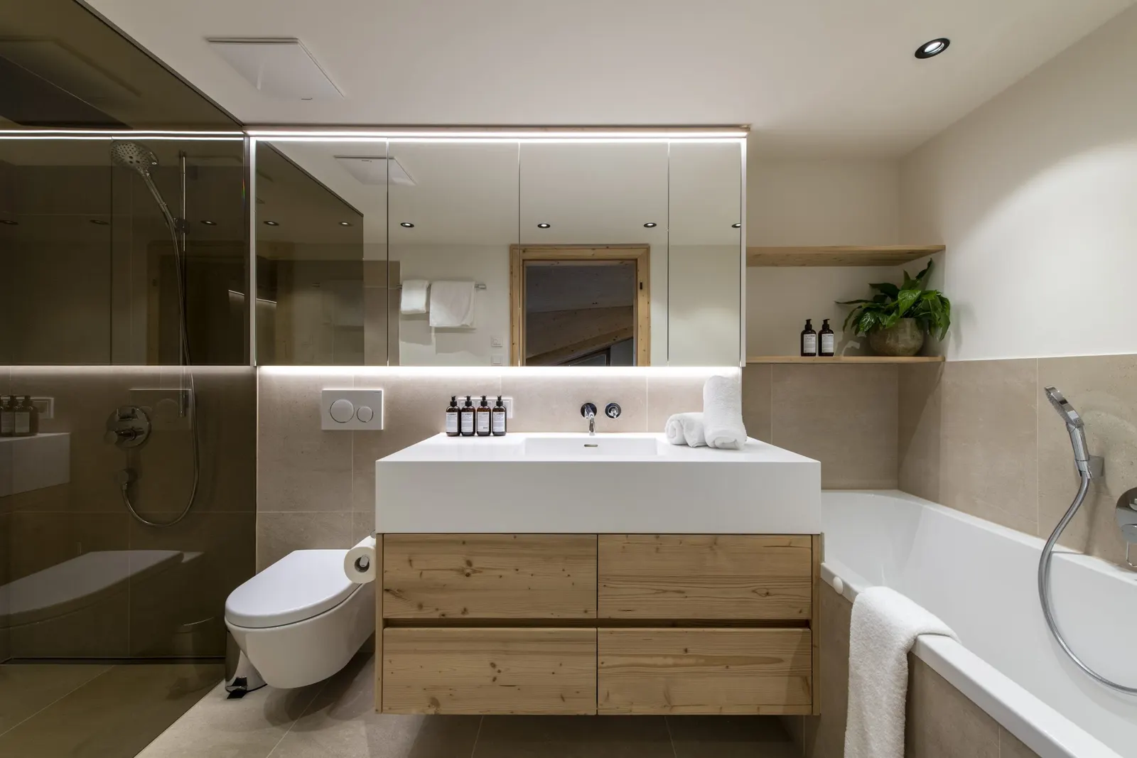 Brunnenhof Penthouse — photo 9